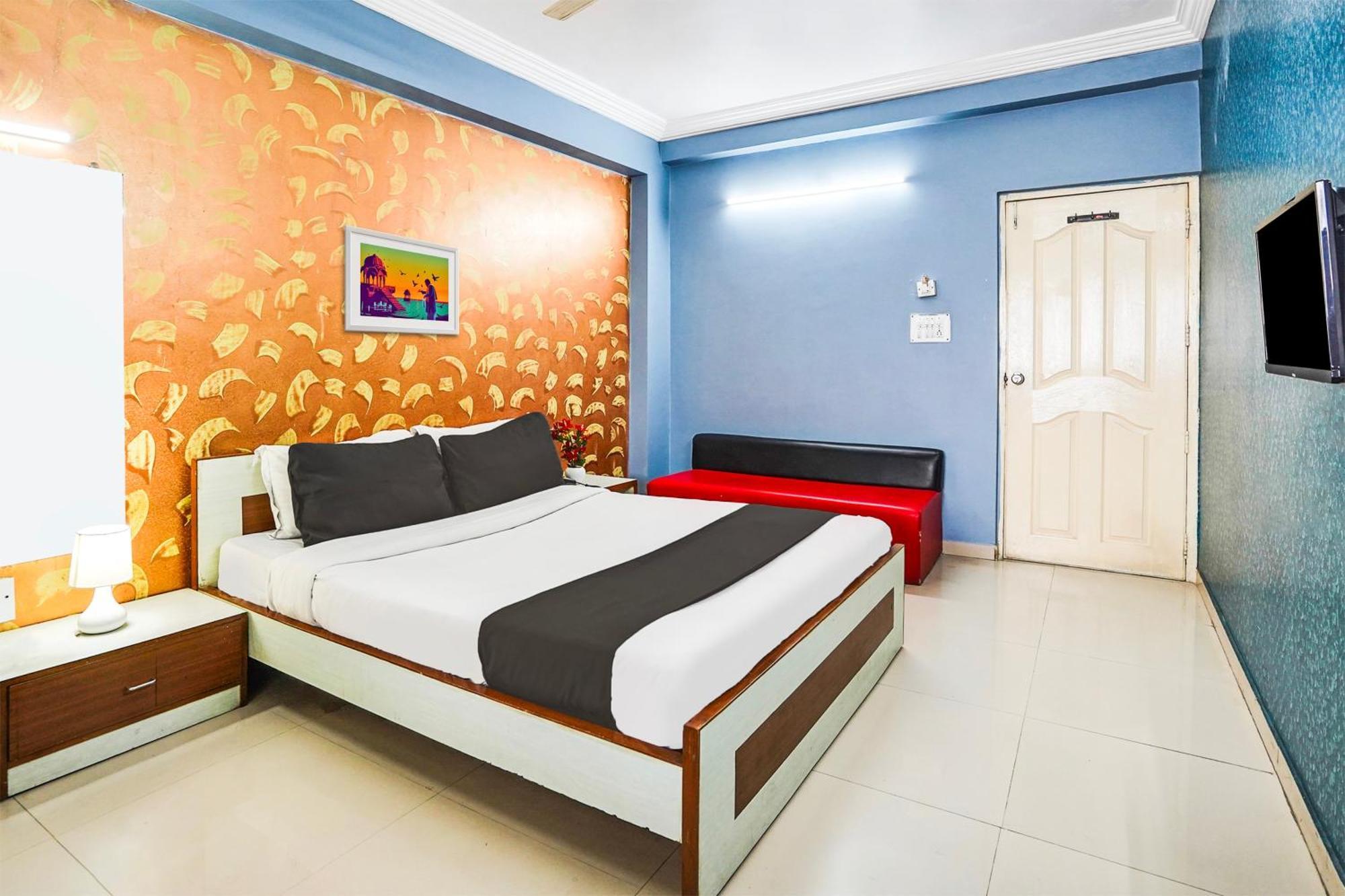 Hotel O Vibrant Residency Ahmedabad Buitenkant foto