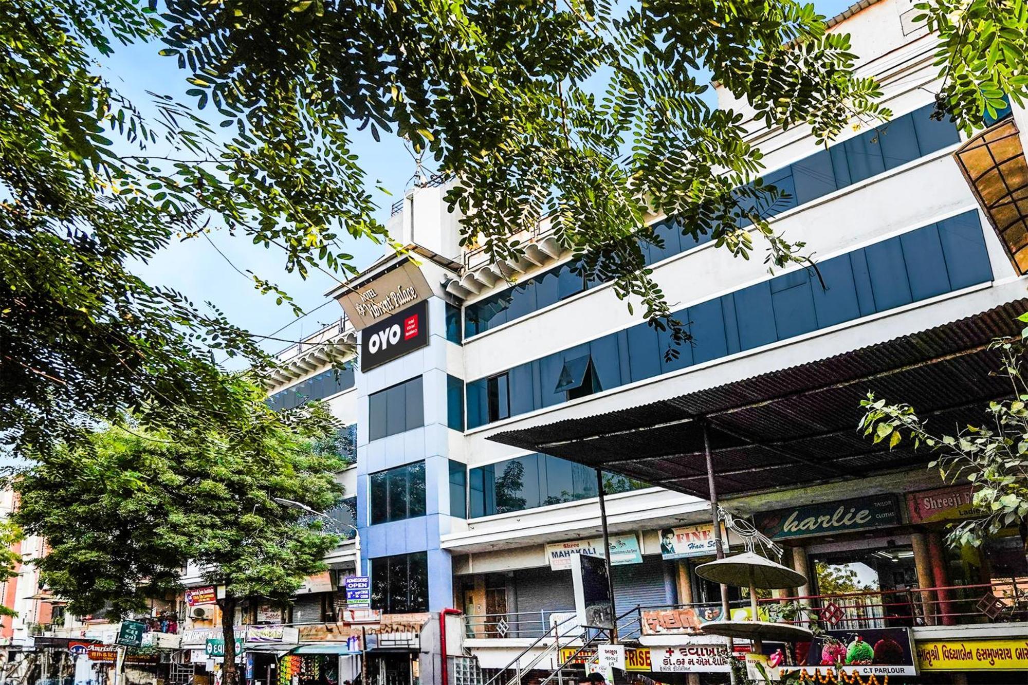 Hotel O Vibrant Residency Ahmedabad Buitenkant foto
